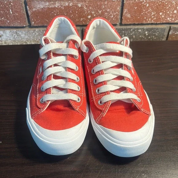 Keds Coral/Orange Sneakers with White Details - Picture 1 of 7